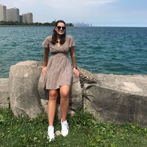 Meet your Posher, Elena